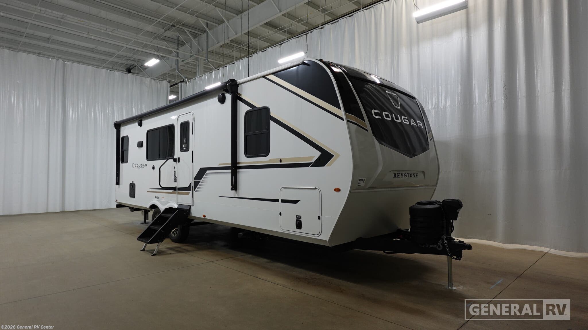 New 2027 Keystone Cougar HALF TON 26LBW available in Longmont, Colorado