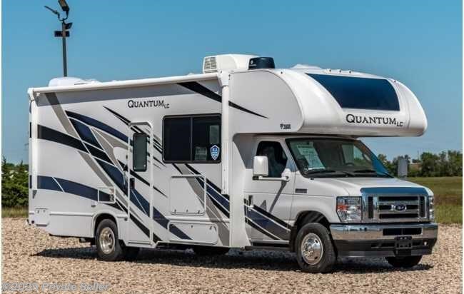 Used 2022 Thor Motor Coach Quantum LC LC 26 available in Simi Valley, California