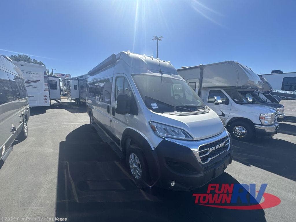 New 2025 Thor Motor Coach Dazzle 2LB available in Las Vegas, Nevada