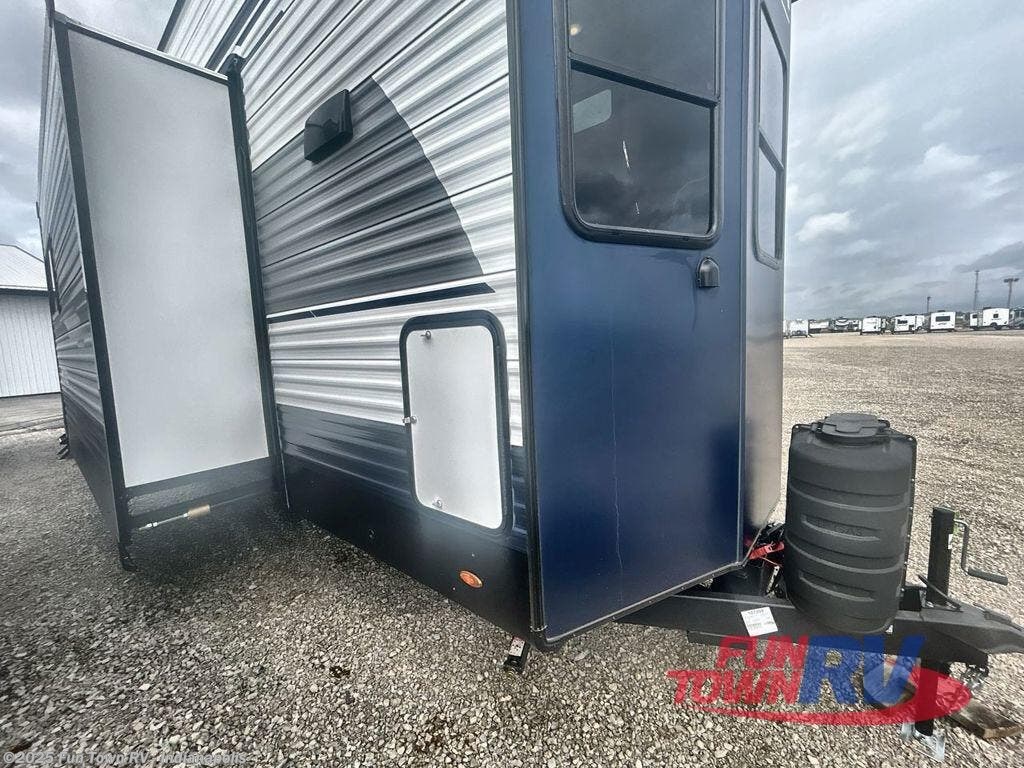 New 2026 Forest River Puma Vista 403LFT available in Edinburgh, Indiana