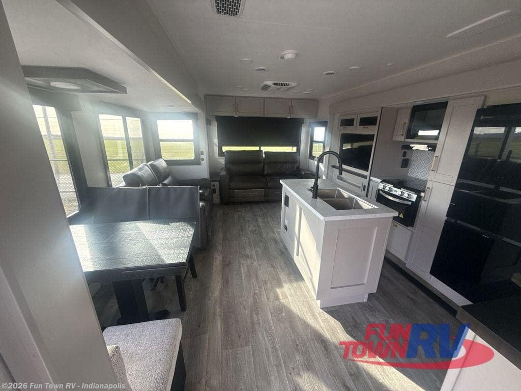 New 2026 Heartland Sundance Ultra-Lite 31BROK available in Edinburgh, Indiana