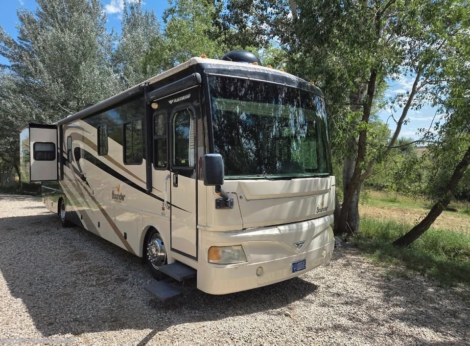 Used 2008 Fleetwood Bounder Diesel 38V available in Roberts, Montana
