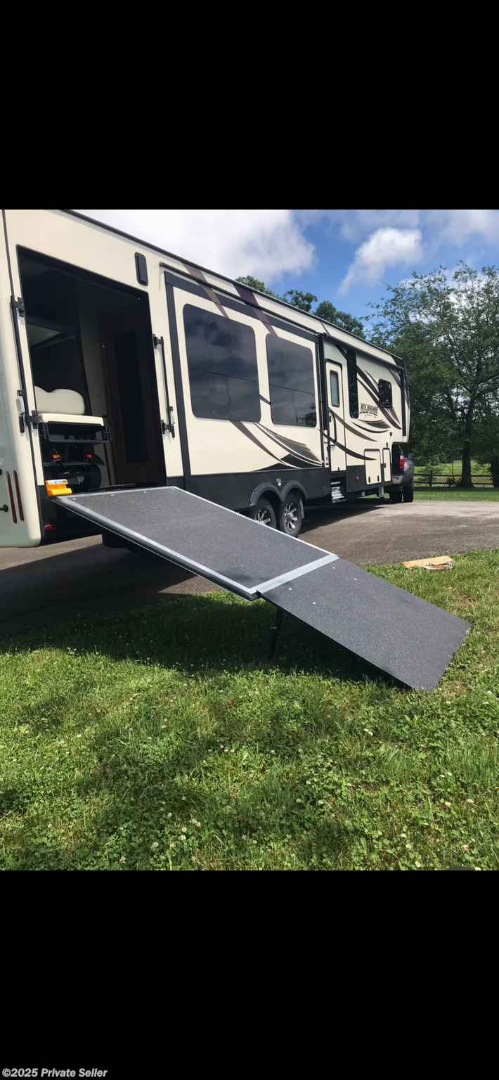 Used 2017 Keystone Alpine 3901 RE Toy Hauler available in Paducah, Kentucky
