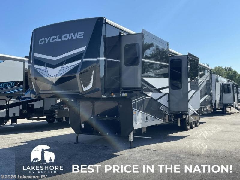 New 2025 Heartland Cyclone 4006 available in Muskegon, Michigan