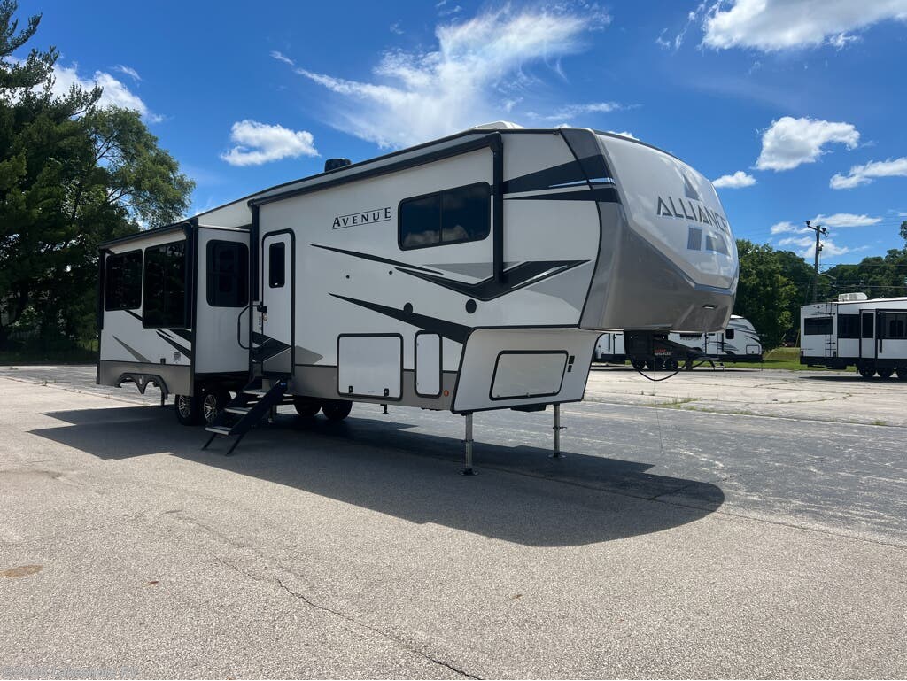 New 2023 Alliance RV Avenue 36BRM available in Muskegon, Michigan