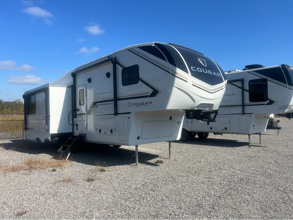 New 2027 Keystone Cougar Half-Ton 26RKE available in Muskegon, Michigan
