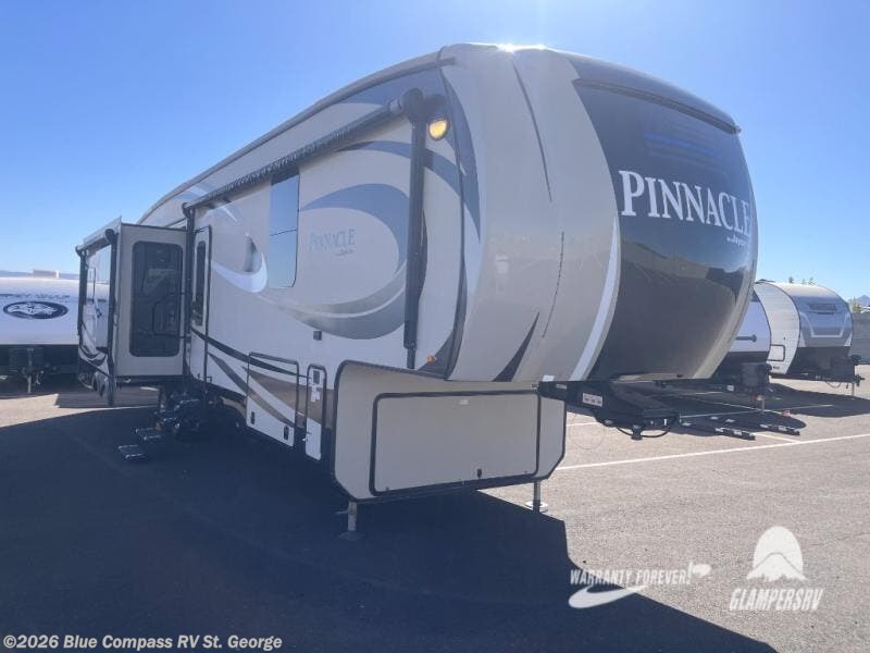 Used 2017 Jayco Pinnacle 36FBTS available in Hurricane, Utah
