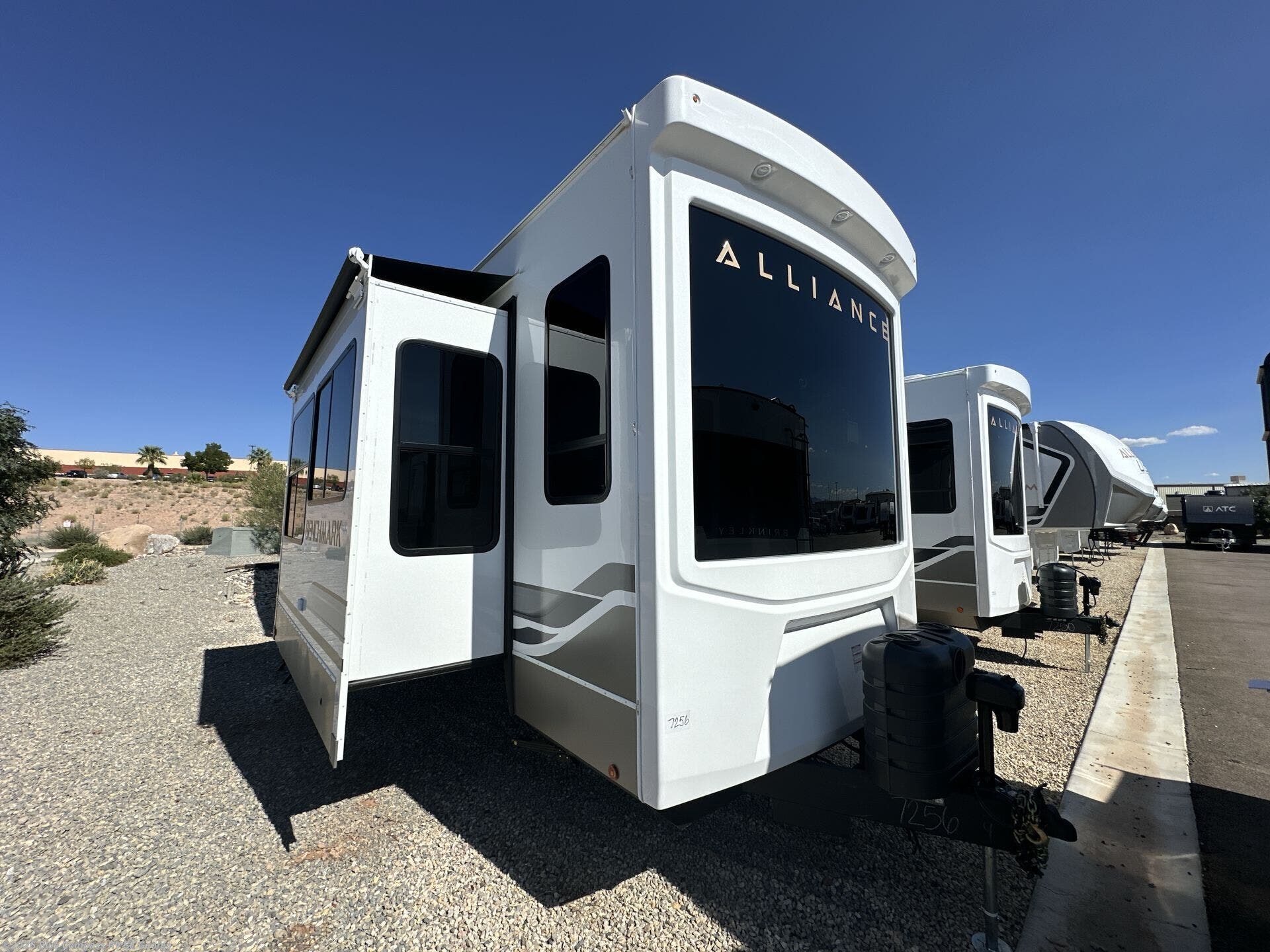 New 2026 Alliance RV Benchmark 42LFT available in Hurricane, Utah