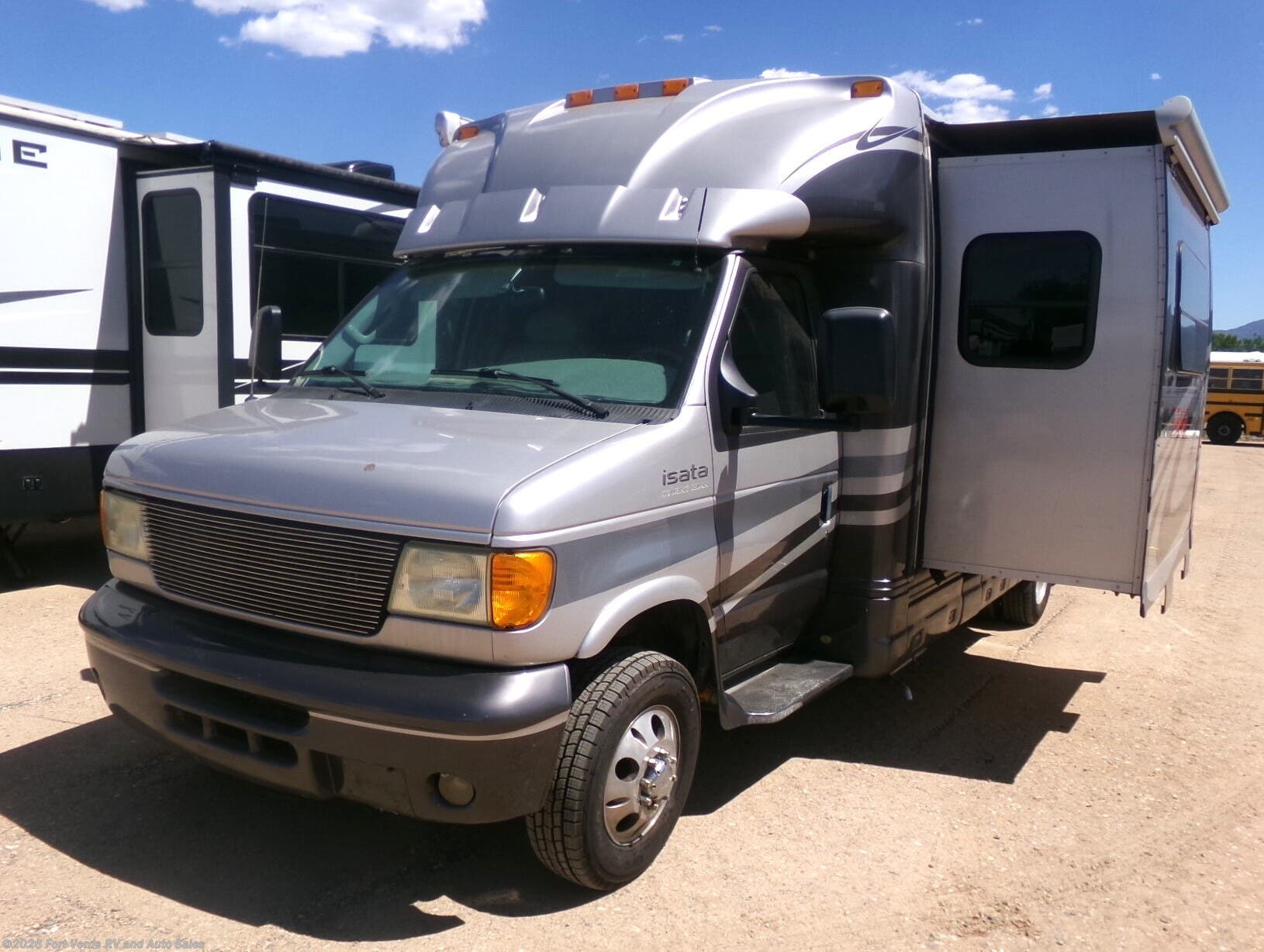 Used 2006 Dynamax Corp Isata Touring 282 available in Camp Verde, Arizona