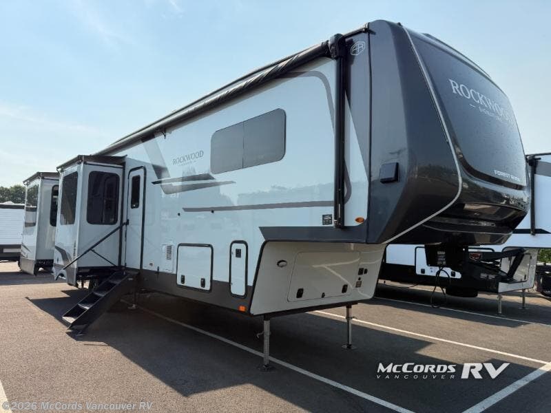 New 2027 Forest River Rockwood Signature 404SRK available in Battle Ground, Washington