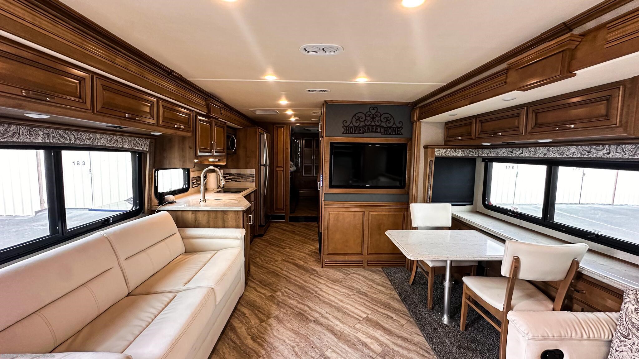 Used 2019 Fleetwood Pace Arrow 2019 Fleetwood Pace Arrow 35QS Diesel Pusher available in San Antonio, Texas