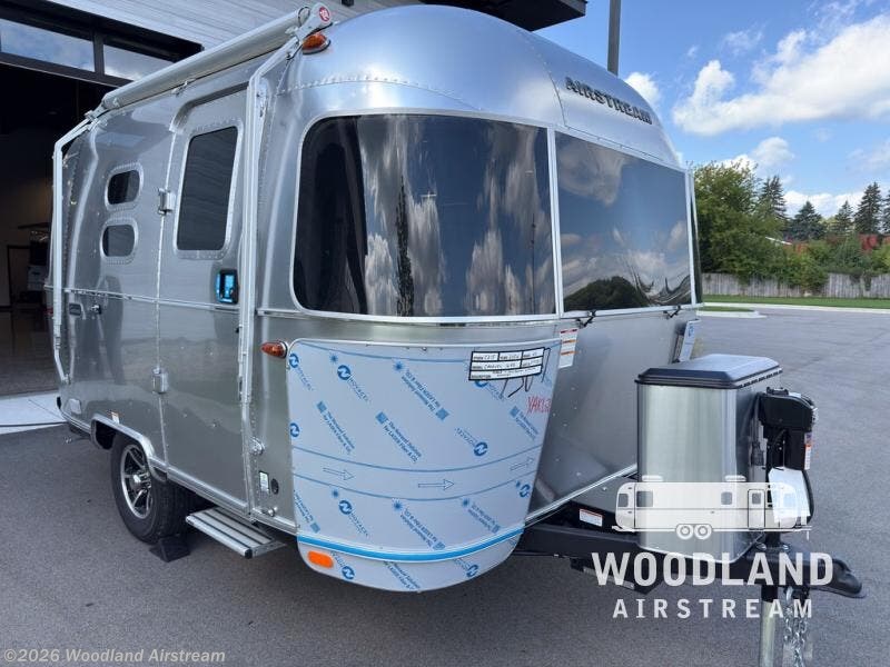 New 2026 Airstream Caravel 16RB available in Clarkston, Michigan