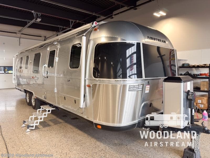 Used 2021 Airstream Classic 33FB Twin available in Clarkston, Michigan