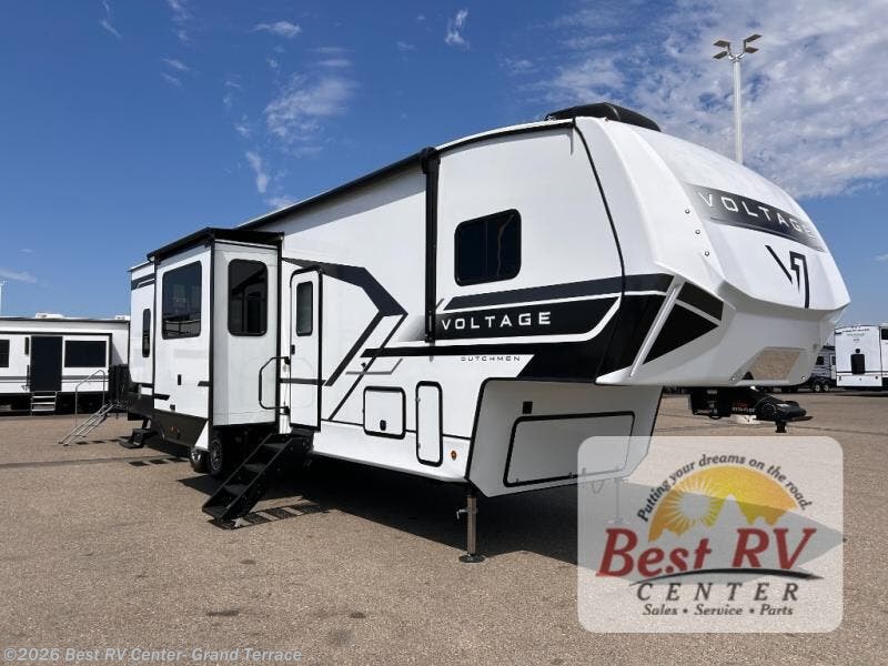 New 2026 Dutchmen Voltage V-Series 3600 available in Grand Terrace, California