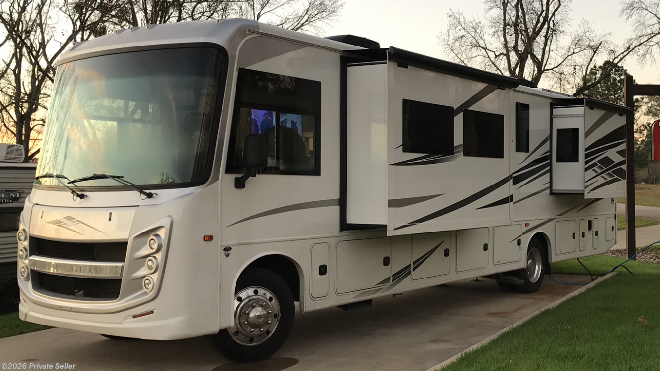 Used 2024 Entegra Coach Vision XL 36-C  Farmhouse Interior King bed Bath 1/2 firepla available in Ocala, Florida
