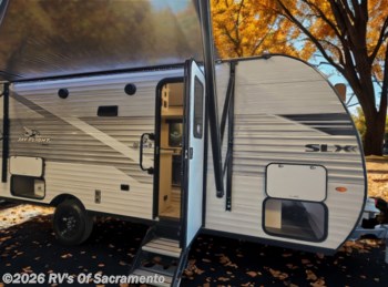 New 2026 Jayco Jay Flight SLX 197MBW available in Elk Grove, California