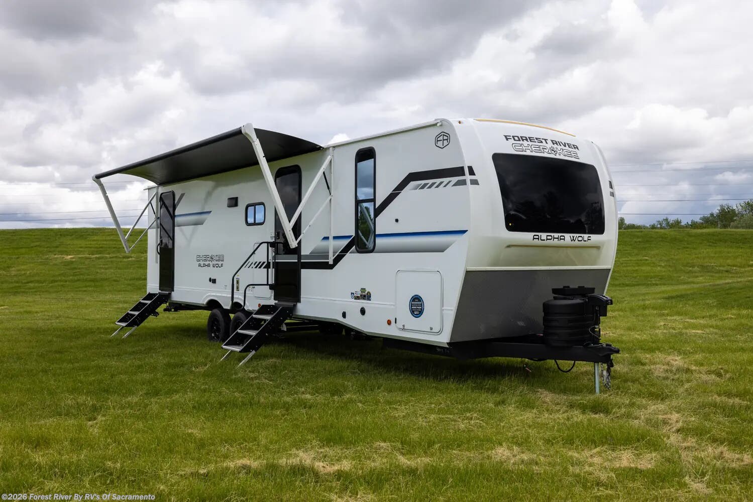 New 2026 Forest River Cherokee Alpha Wolf 26DBH available in Sacramento, California