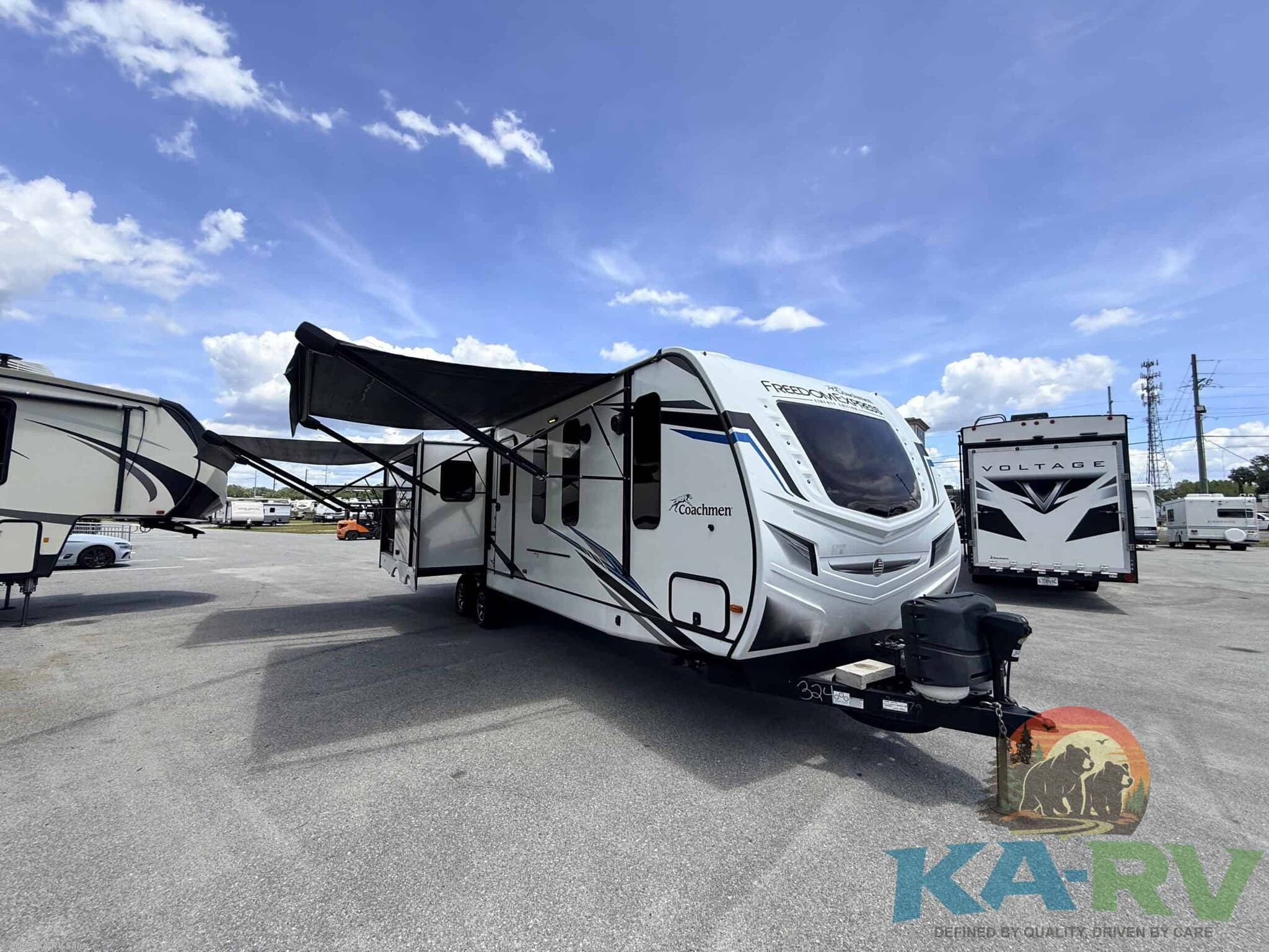 New 2022 Coachmen  324RLDSLE available in Fruitland Park, Florida