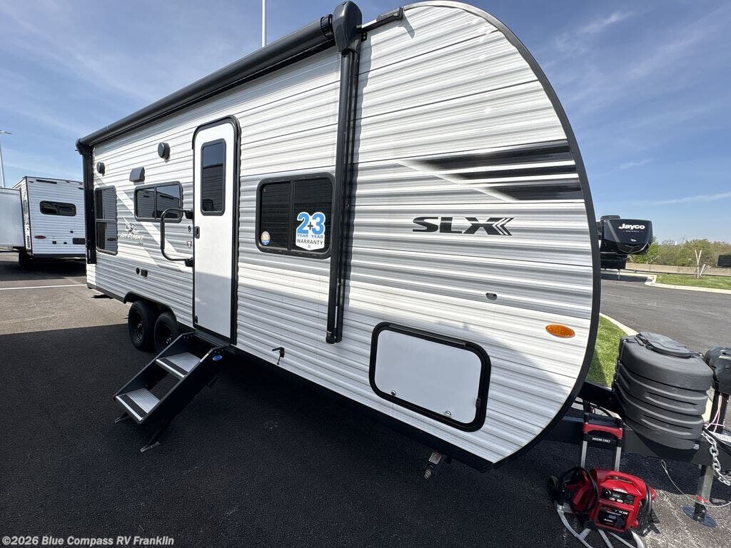 New 2026 Jayco Jay Flight SLX 210QB available in Franklin, Kentucky