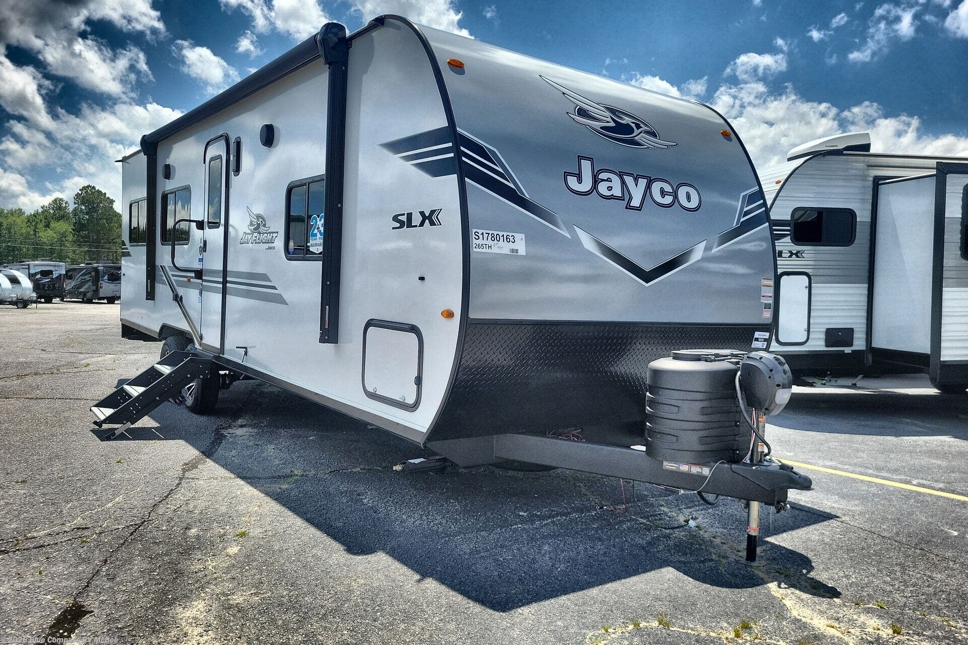 New 2026 Jayco Jay Flight SLX 265TH available in Mcbee, South Carolina