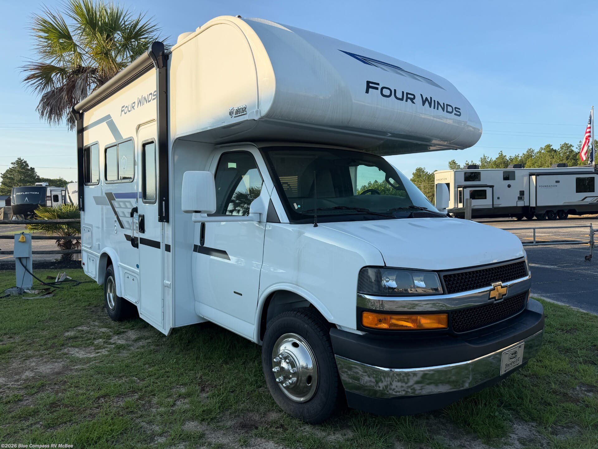 New 2026 Thor Motor Coach Four Winds 19Z Chevy available in Mcbee, South Carolina