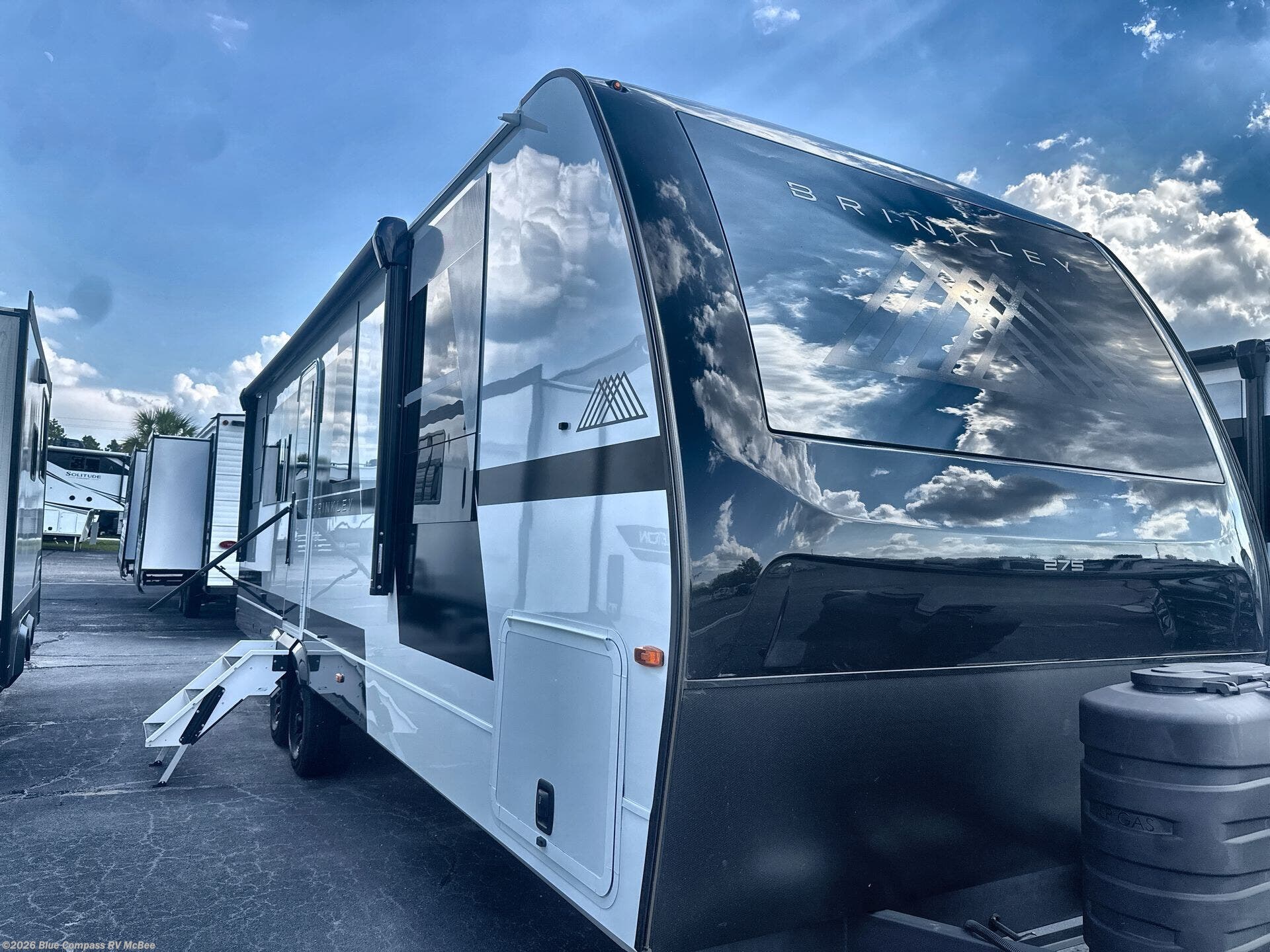 New 2027 Brinkley RV Model I 275 available in Mcbee, South Carolina
