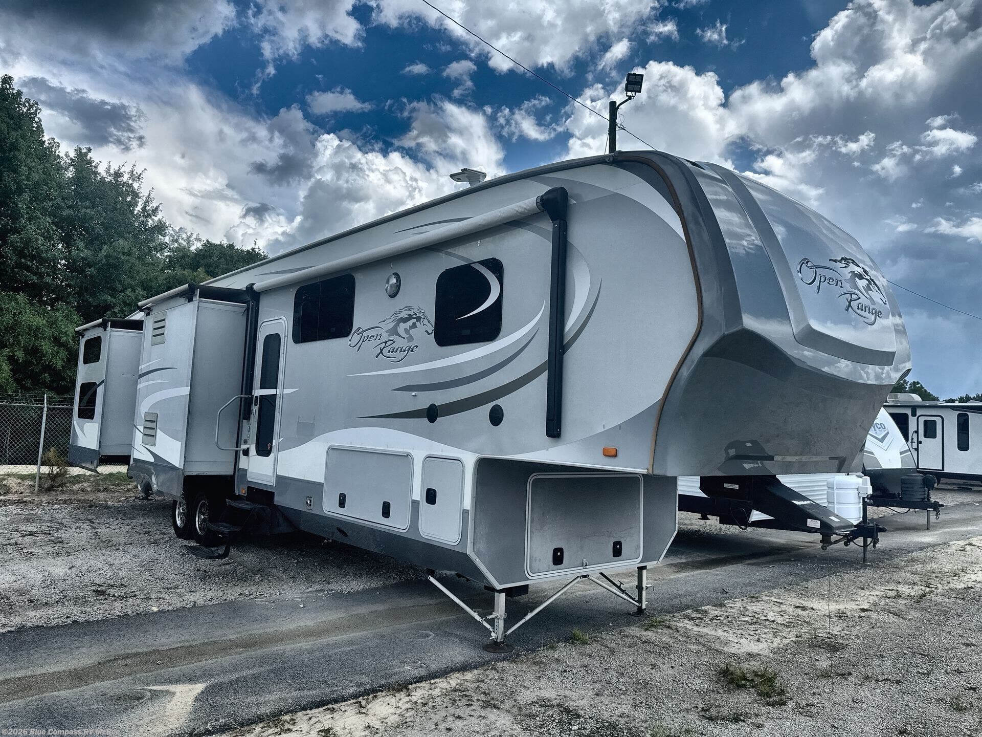 Used 2014 Highland Ridge Open Range 3X 427BHS available in Mcbee, South Carolina