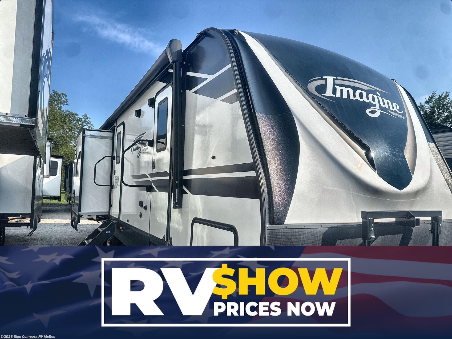 Used 2021  Grand Design Imagine 3250BH by Grand Design from Blue Compass RV McBee in Mcbee, SC