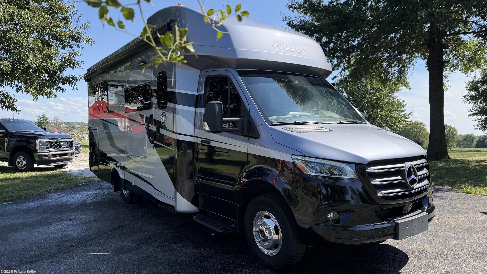Used 2026  Tiffin Wayfarer 25XLW by Tiffin from For Sale By Owner in Pleasureville, KY