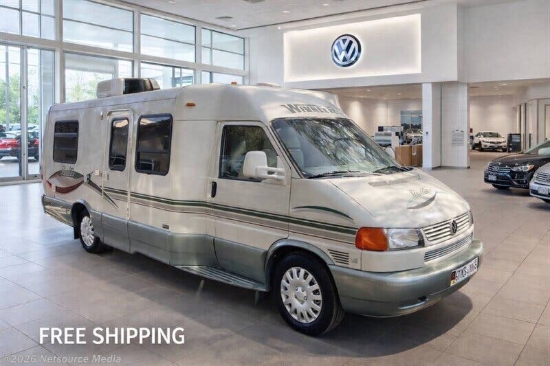 Used 2002 Winnebago Rialta 22QD available in Spring Valley, California