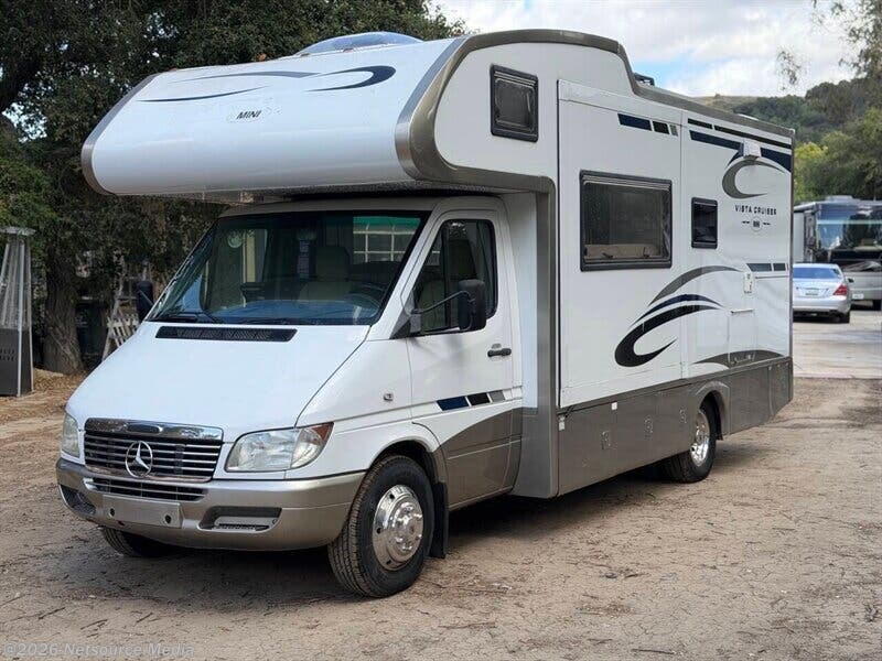 Used 2006 Gulf Stream Vista Cruiser M-B available in Spring Valley, California