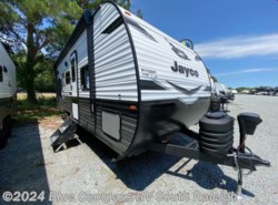 New 2024 Jayco Jay Flight SLX 210QB available in Benson, North Carolina