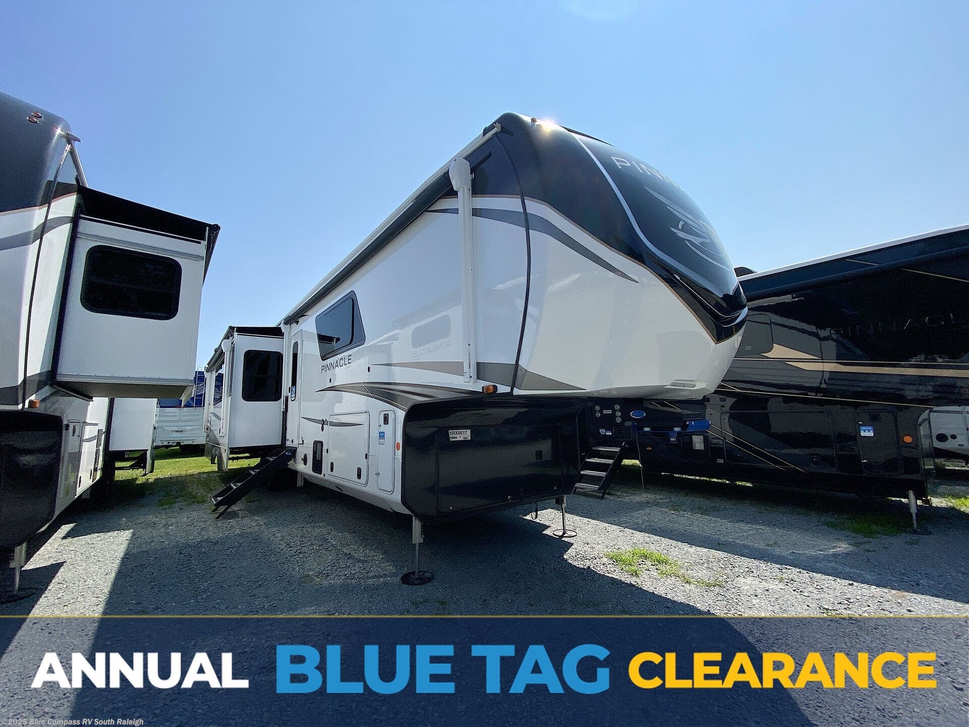 New 2025 Jayco Pinnacle 38FBRK available in Benson, North Carolina
