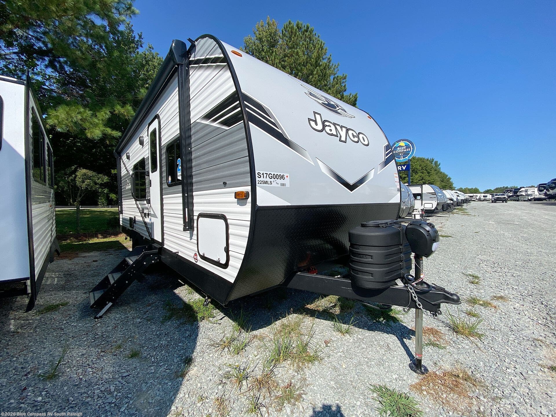 New 2025 Jayco Jay Flight SLX 225MLS available in Benson, North Carolina