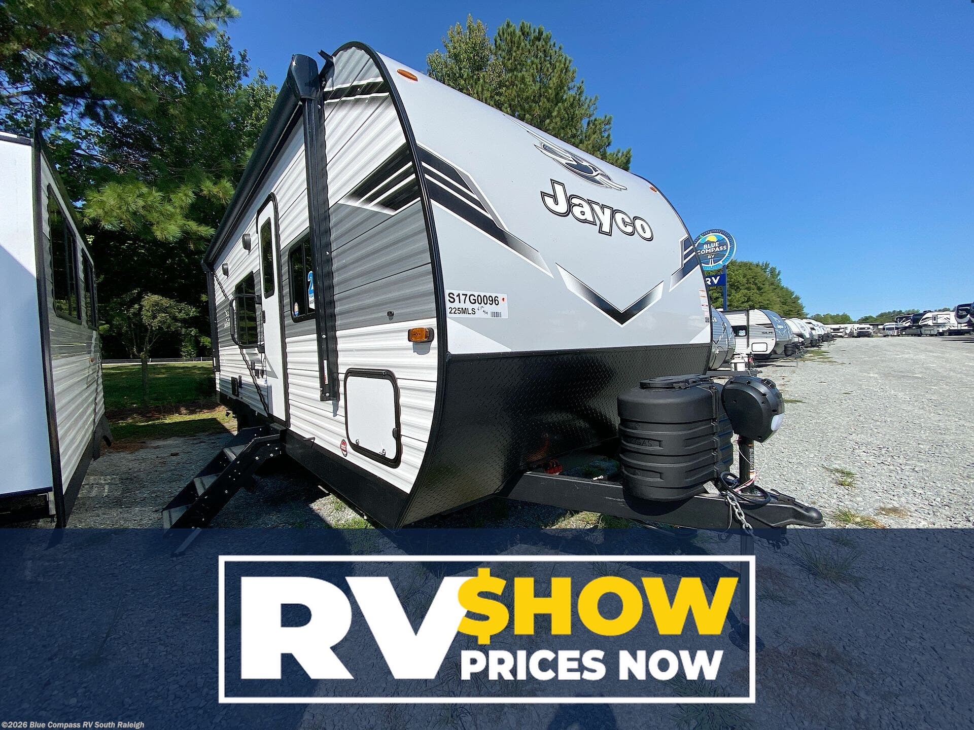 New 2025 Jayco Jay Flight SLX 225MLS available in Benson, North Carolina
