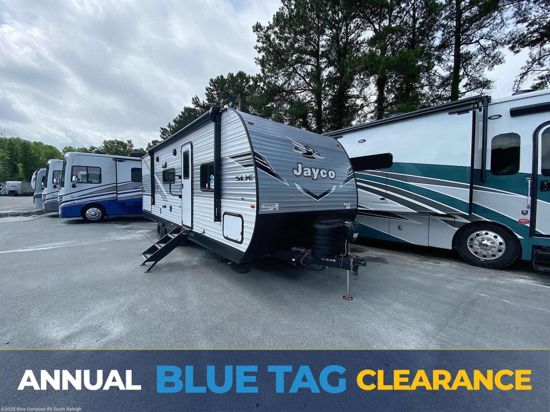 New 2026 Jayco Jay Flight SLX 261BHS available in Benson, North Carolina
