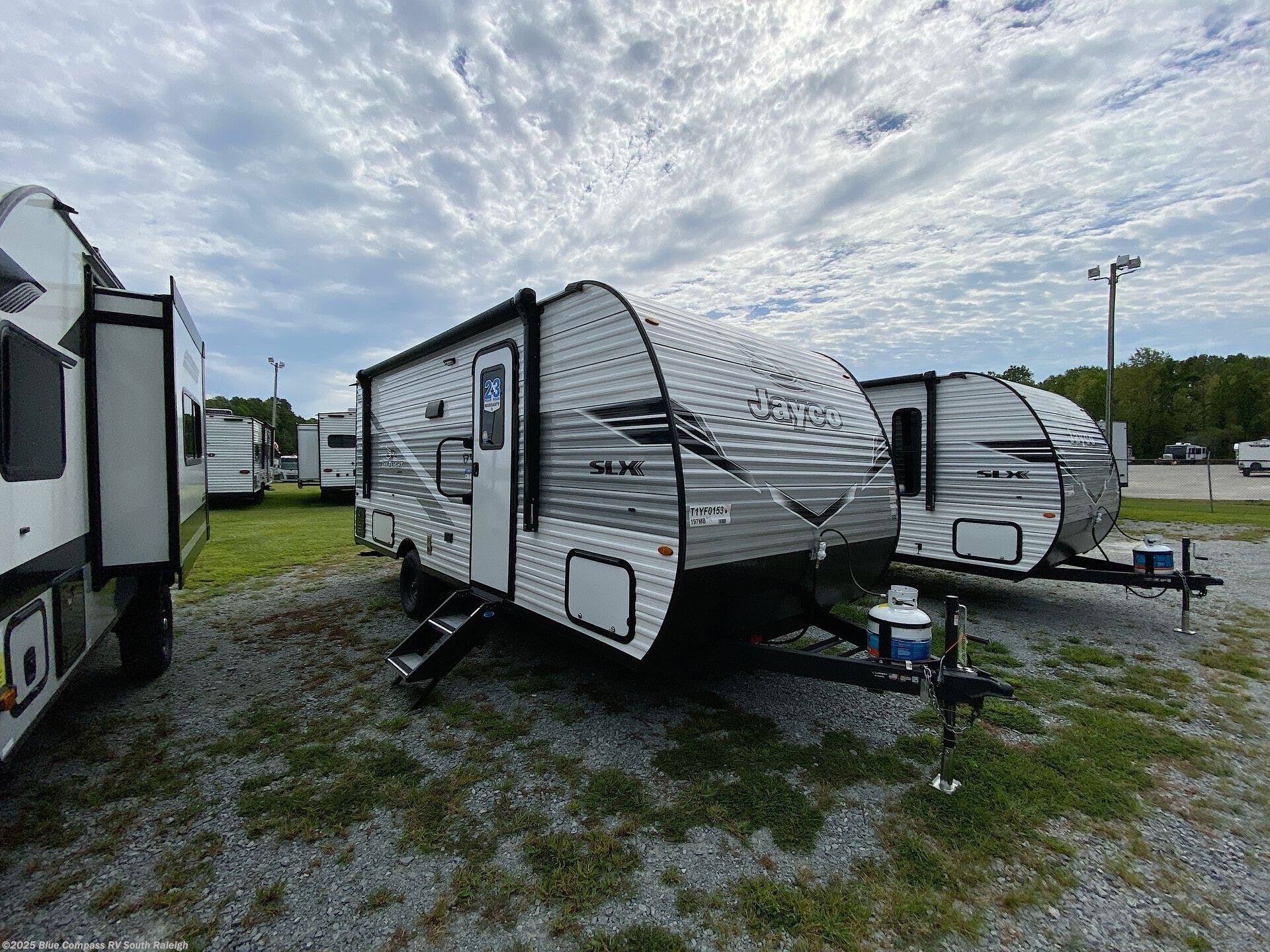 New 2026 Jayco Jay Flight SLX 197MB available in Benson, North Carolina