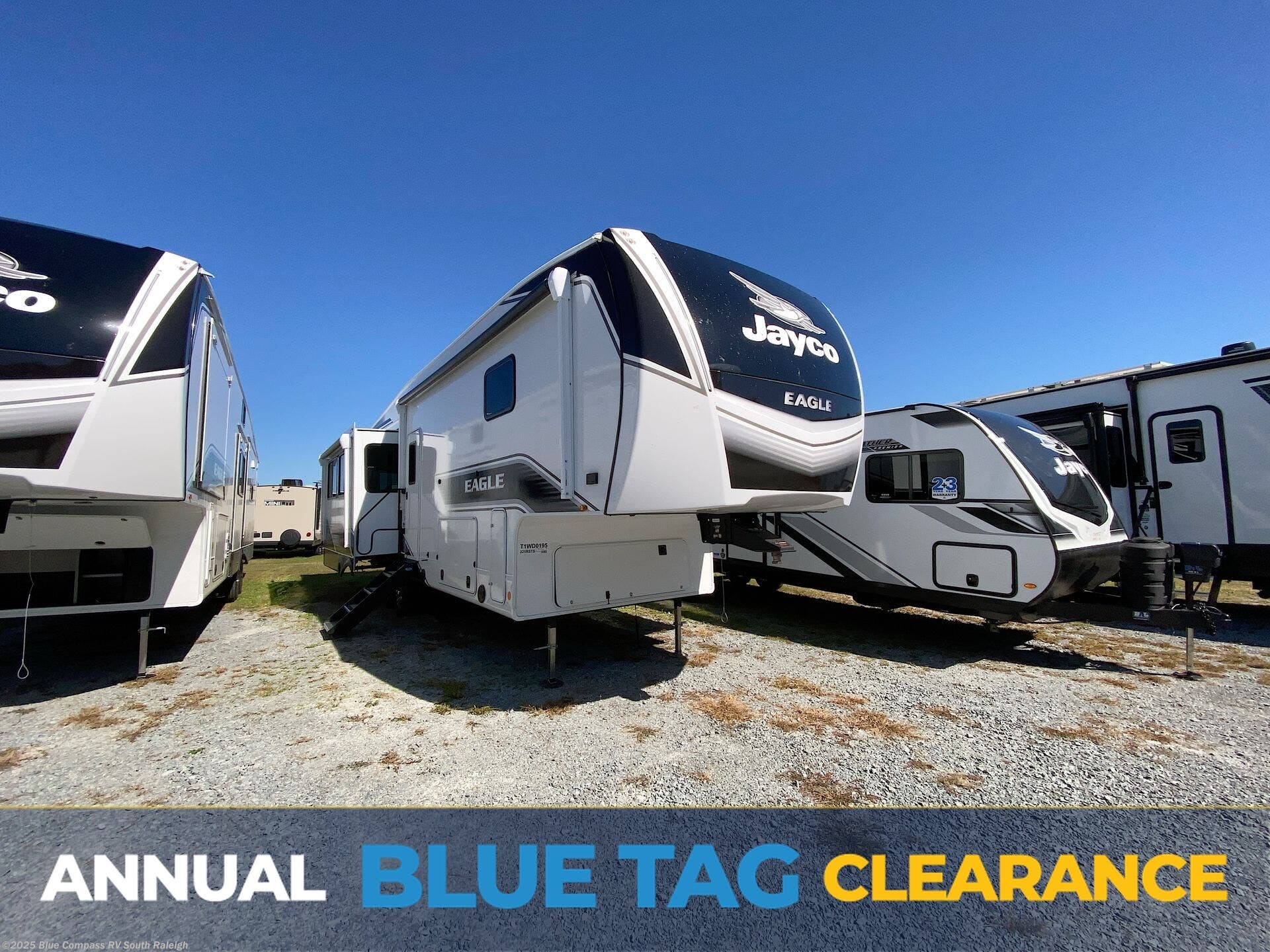New 2026 Jayco Eagle 321RSTS available in Benson, North Carolina
