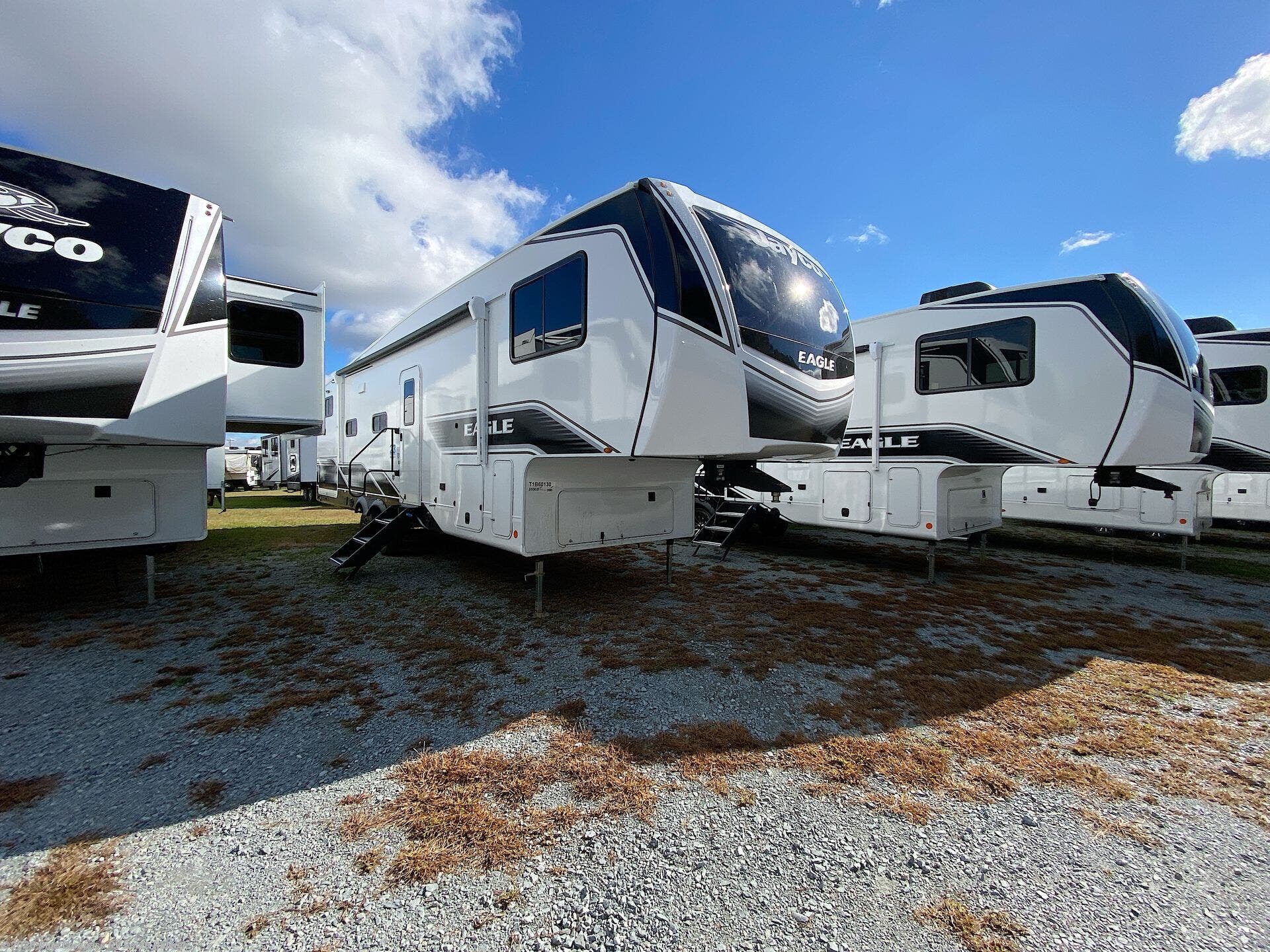 New 2026 Jayco Eagle HT 31QCD available in Benson, North Carolina