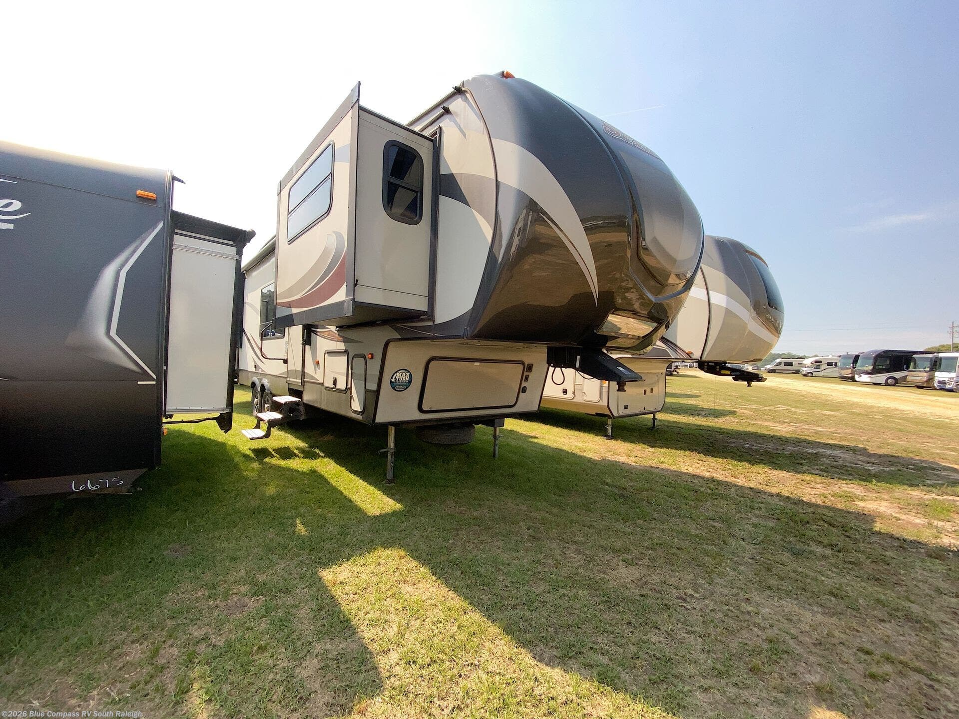 Used 2017 Keystone Sprinter 334FWFLS available in Benson, North Carolina