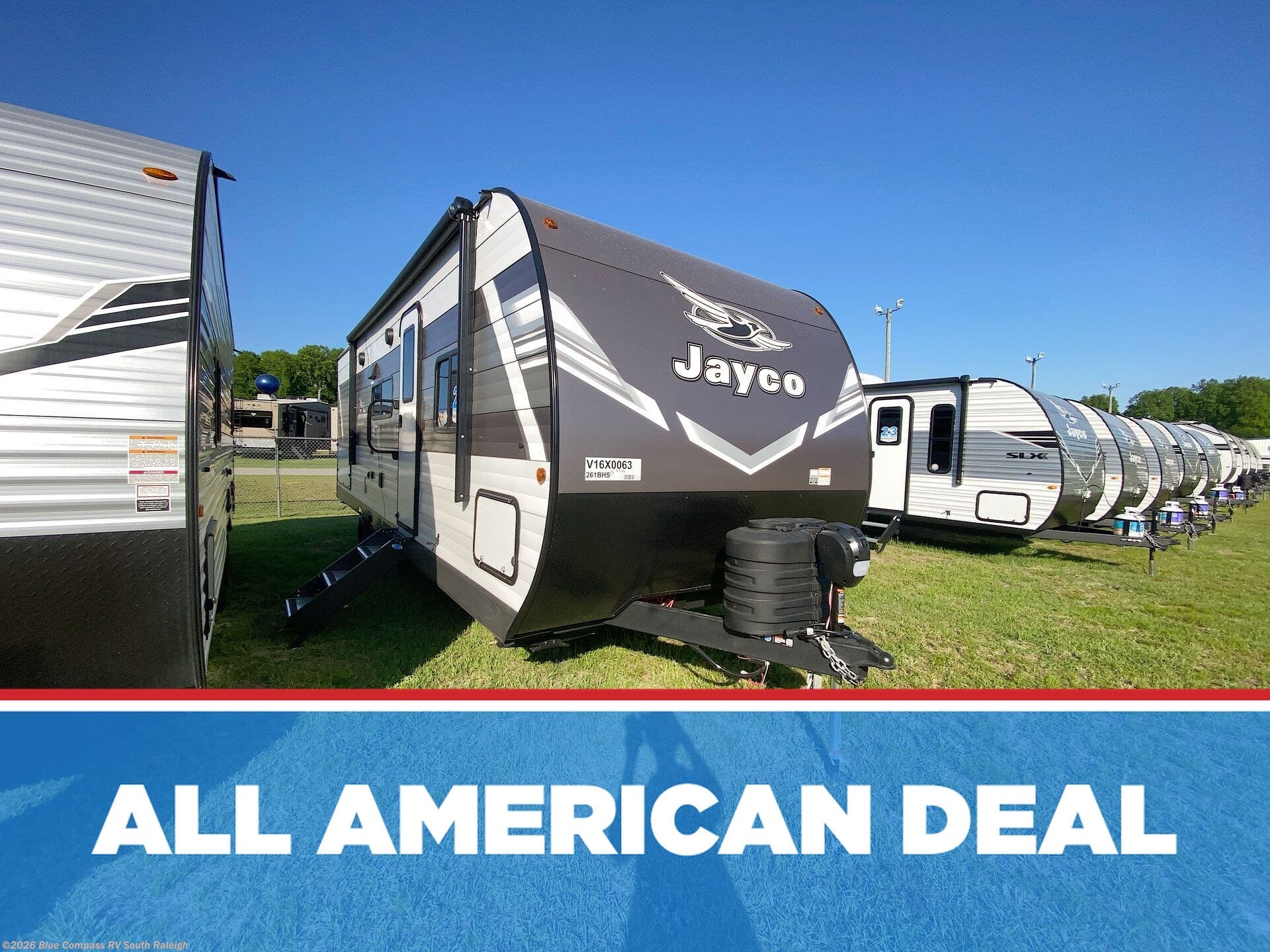 New 2027 Jayco Jay Flight SLX 261BHS available in Benson, North Carolina