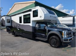 New 2027 Dynamax Corp isata 6 32KSF 4x4 available in Sewell, New Jersey