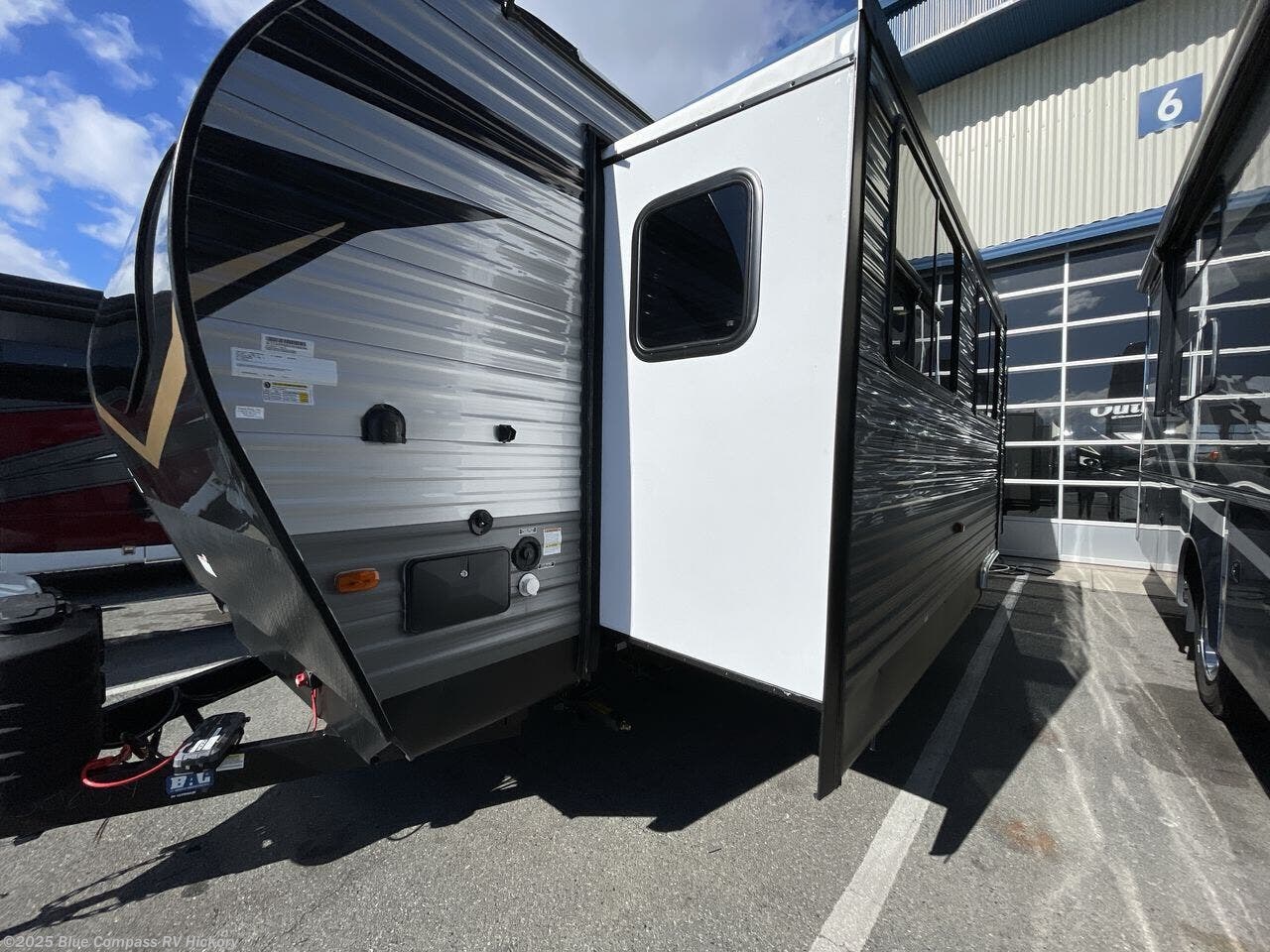 New 2026 Forest River Aurora 26FKDS available in Claremont, North Carolina