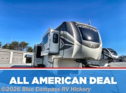 Used 2019 Jayco North Point 381FLWS available in Claremont, North Carolina