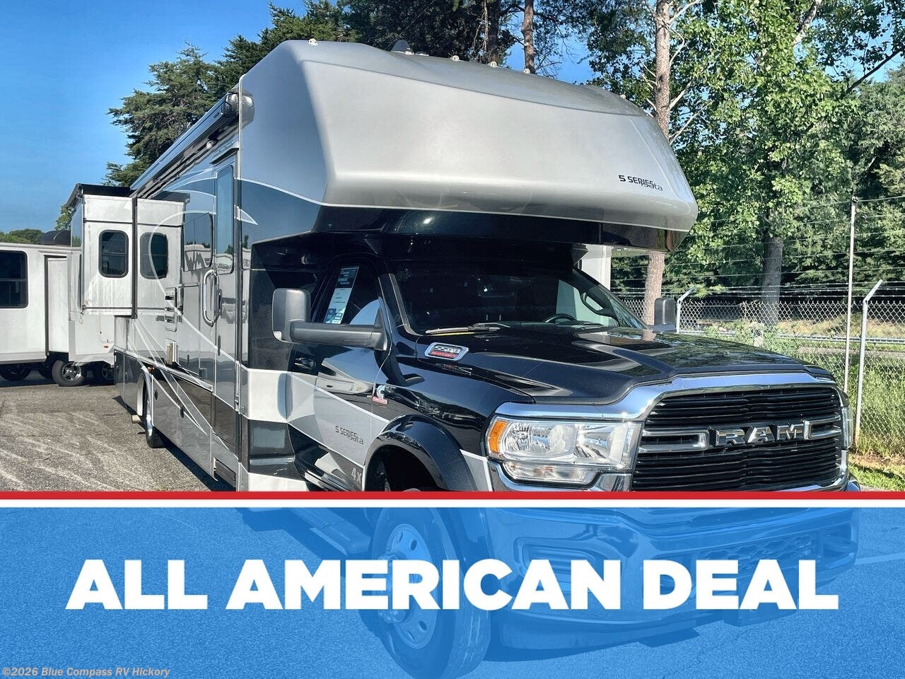 Used 2022 Dynamax Corp  Isata 5 34DS available in Claremont, North Carolina