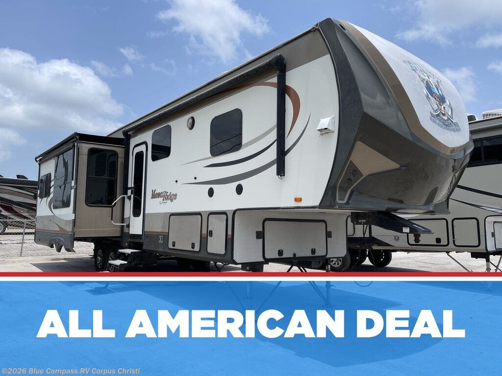 Used 2017 Highland Ridge Mesa Ridge MF348RLS available in Corpus Christi, Texas