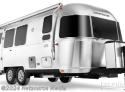 New 2022 Airstream Flying Cloud 27FB available in Louisville, Tennessee
