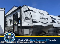 New 2024 Jayco Jay Flight SLX 210QB available in Cincinnati, Ohio