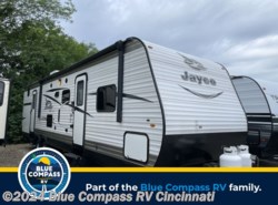 Used 2017 Jayco Jay Flight SLX 32BDSW available in Cincinnati, Ohio