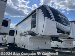 New 2025 Jayco Eagle 321RSTS available in Cincinnati, Ohio